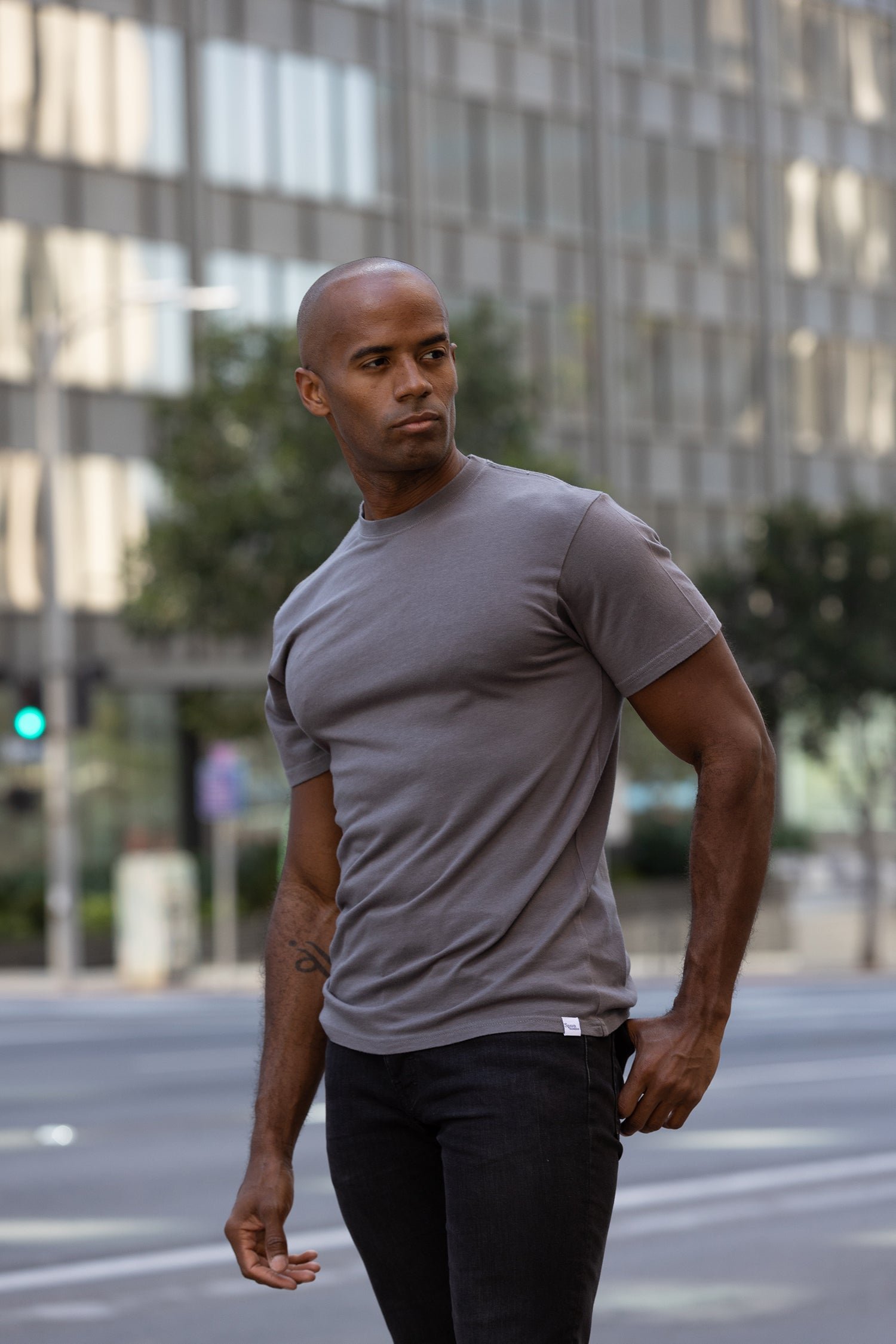 The Original Men's Bamboo Viscose/Organic Cotton Short Sleeve T-Shirt - Classic Cut - Image 15