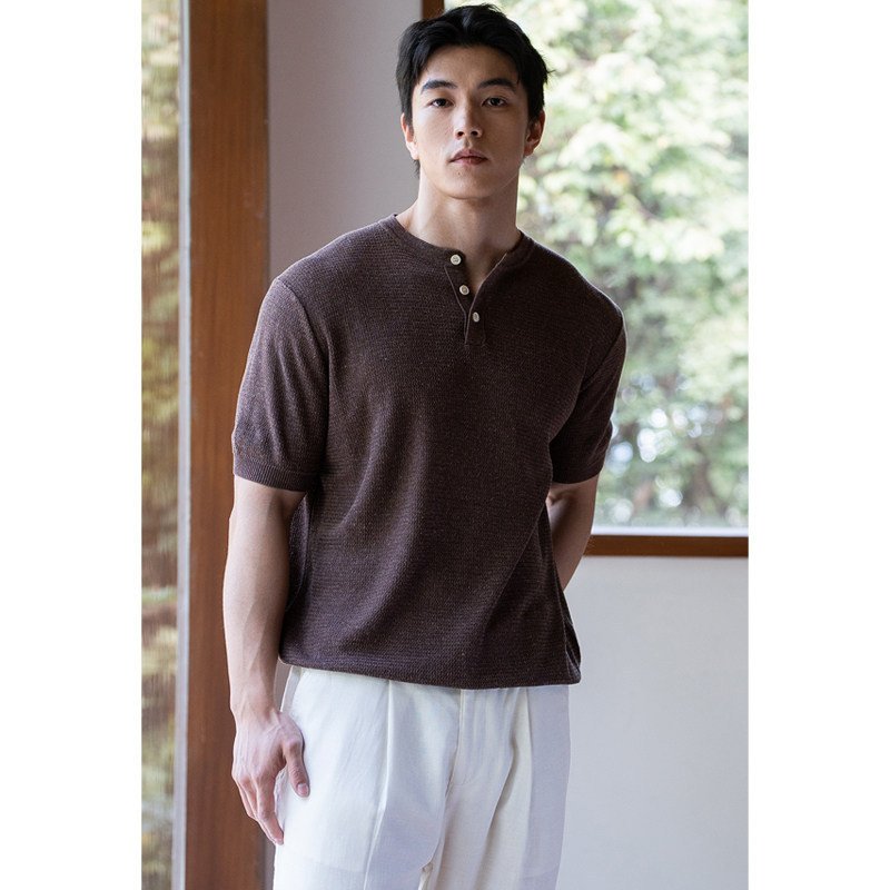 Mens Casual Short-sleeved Knit Top With A Half-placket - Image 2